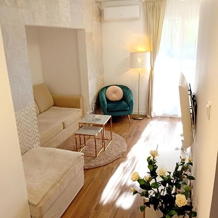 Nice Vacation Porec Bagian luar foto