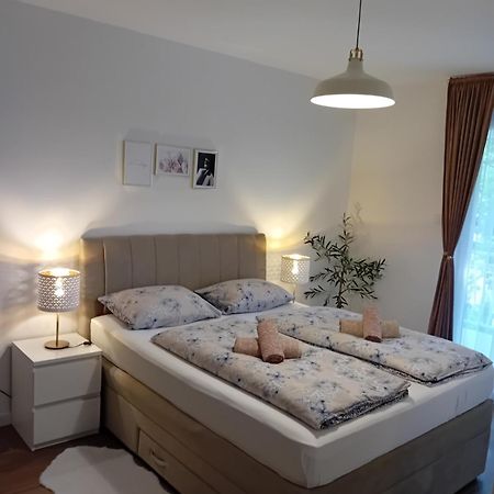 Nice Vacation Porec Bagian luar foto