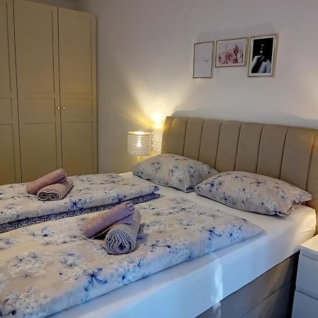 Nice Vacation Porec Bagian luar foto